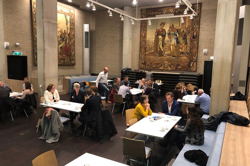 Kennismakingsronde in Burgerzaal Nijmegen Kennismakingsronde in Burgerzaal Nijmegen