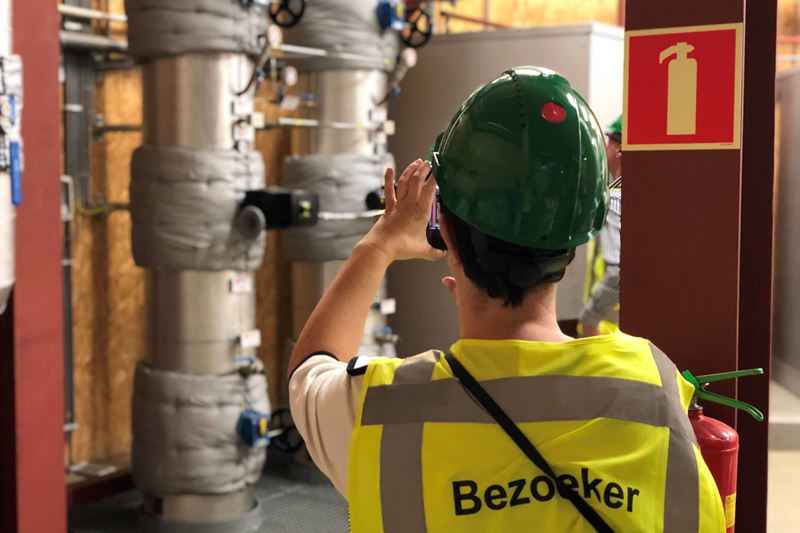 Uitkoppeling met warmtenet Uitkoppeling met warmtenet